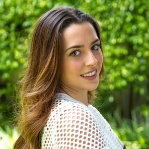 Meet your Posher, Carolina